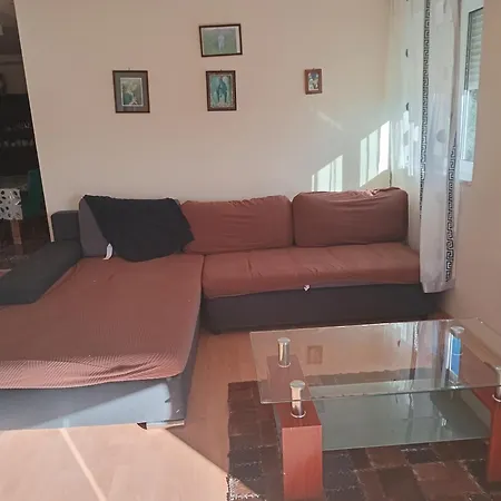 Peny Apartaman Comodo E Spazioso Per Le Famiglie Apartamento *